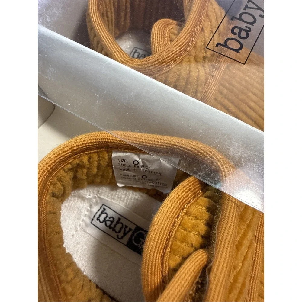 Vintage Baby Gap Mustard Yellow Corduroy Booties Crib Shoes Soft Sole Size 0 NIB